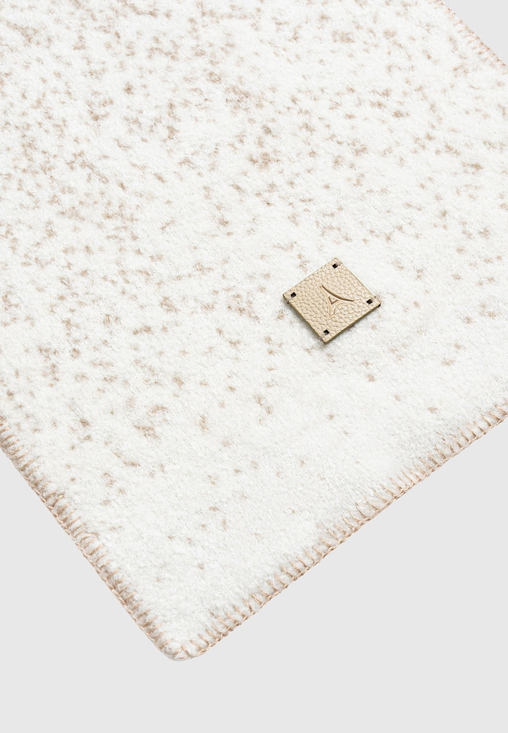 Ombré Wool Knit Reversible Scarf - Beige/White